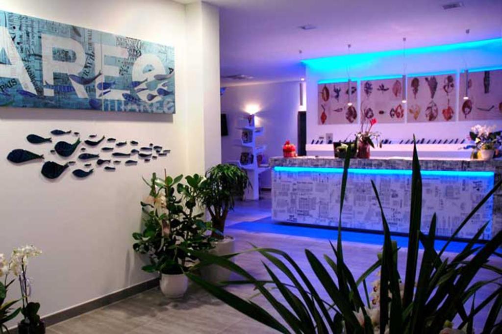 צ'סנטיקו Maree Hotel מראה חיצוני תמונה