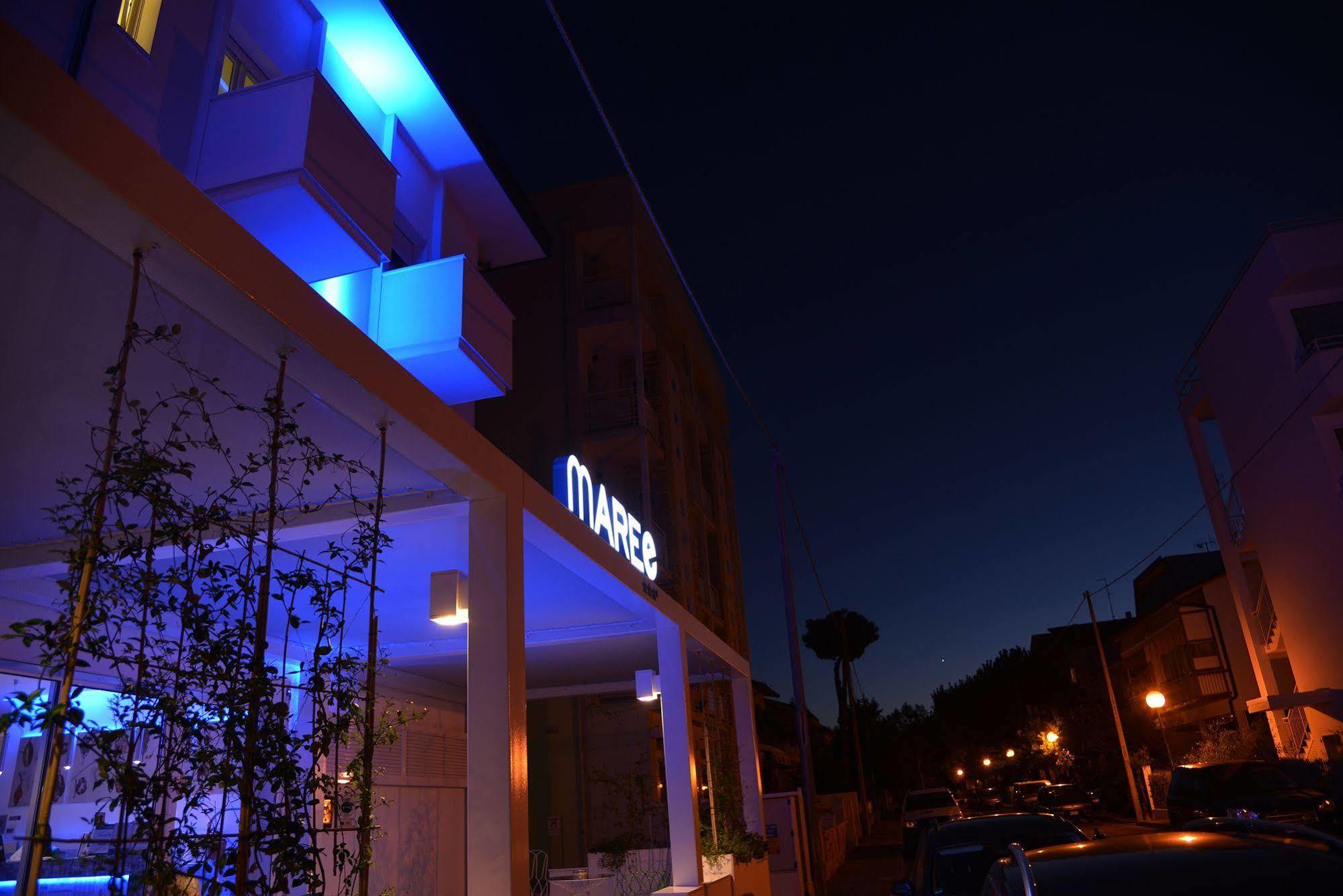 צ'סנטיקו Maree Hotel מראה חיצוני תמונה