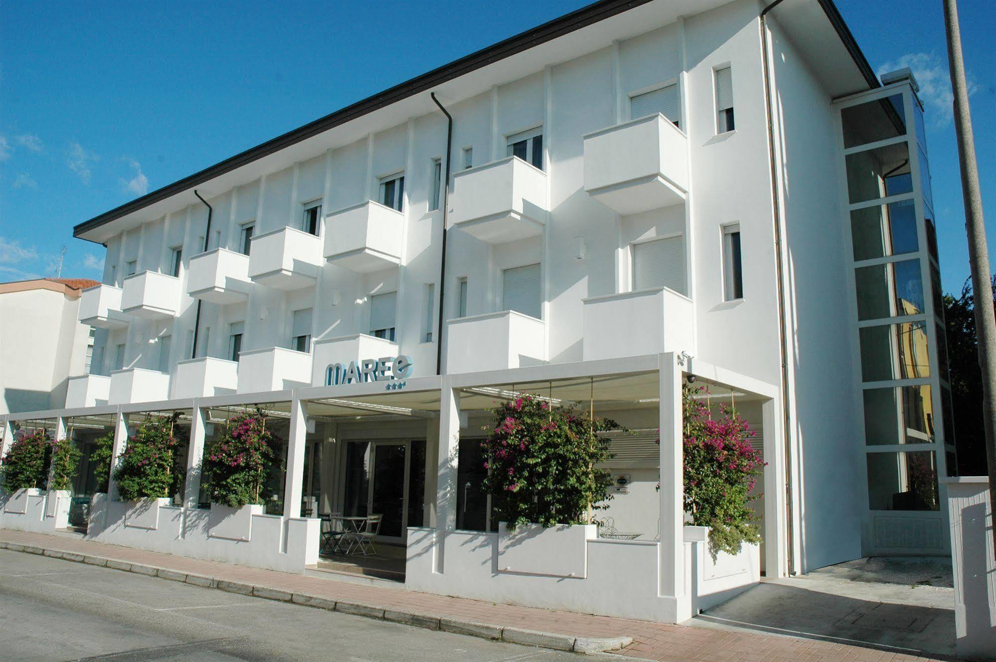 צ'סנטיקו Maree Hotel מראה חיצוני תמונה