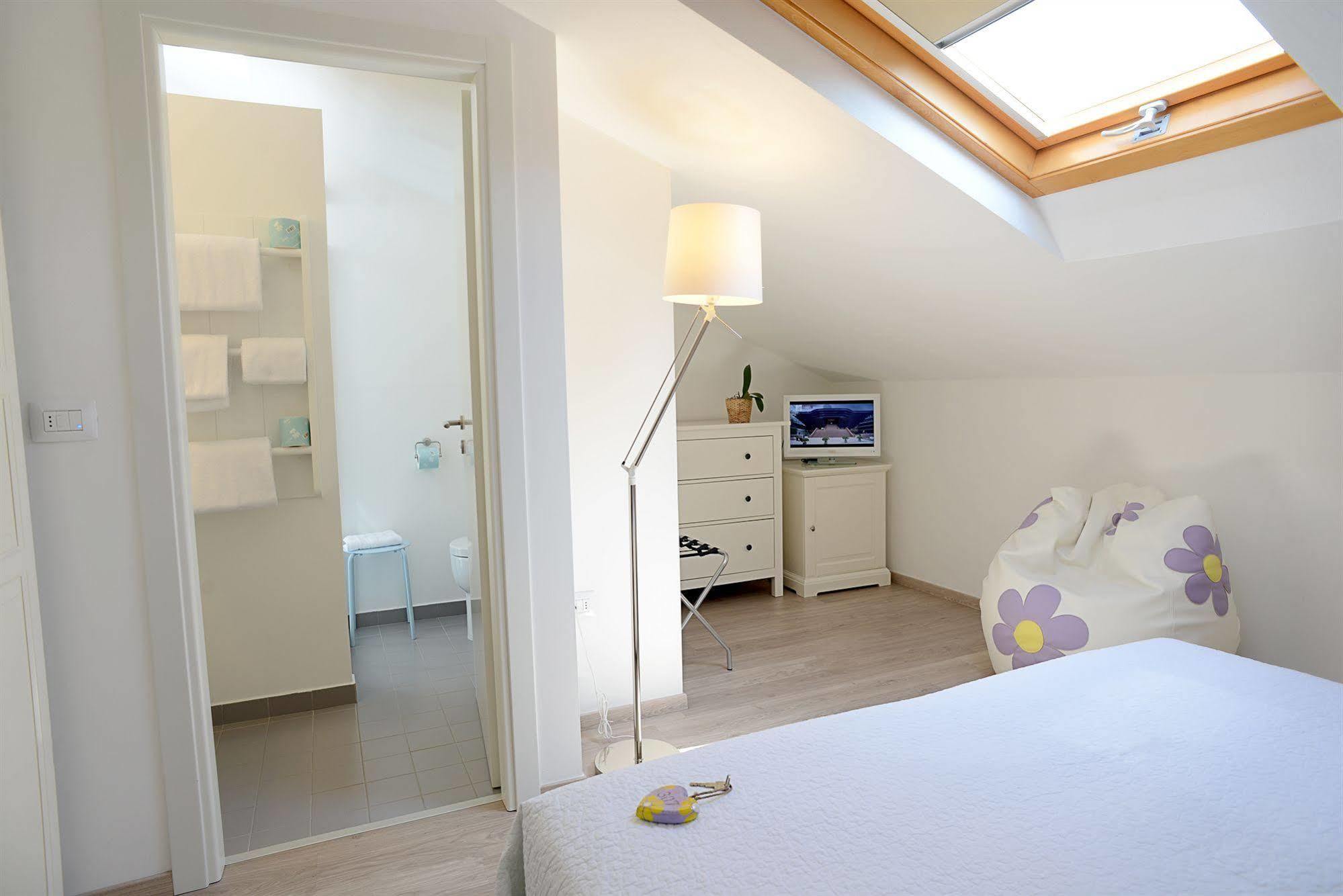 צ'סנטיקו Maree Hotel מראה חיצוני תמונה